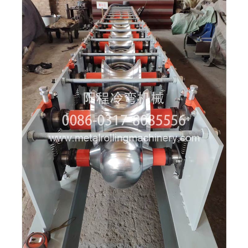 230-90脊帽卷成型机